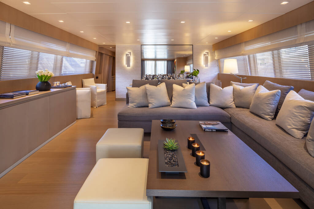Motoryacht Admiral 101 Summer Fun