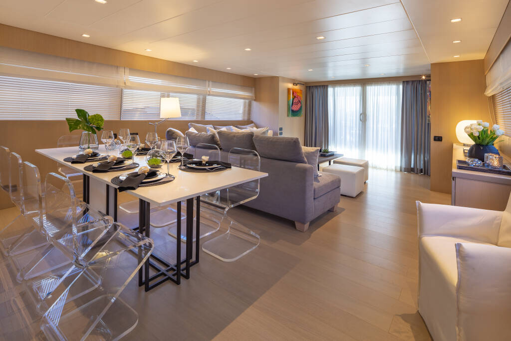 Motoryacht Admiral 101 Summer Fun