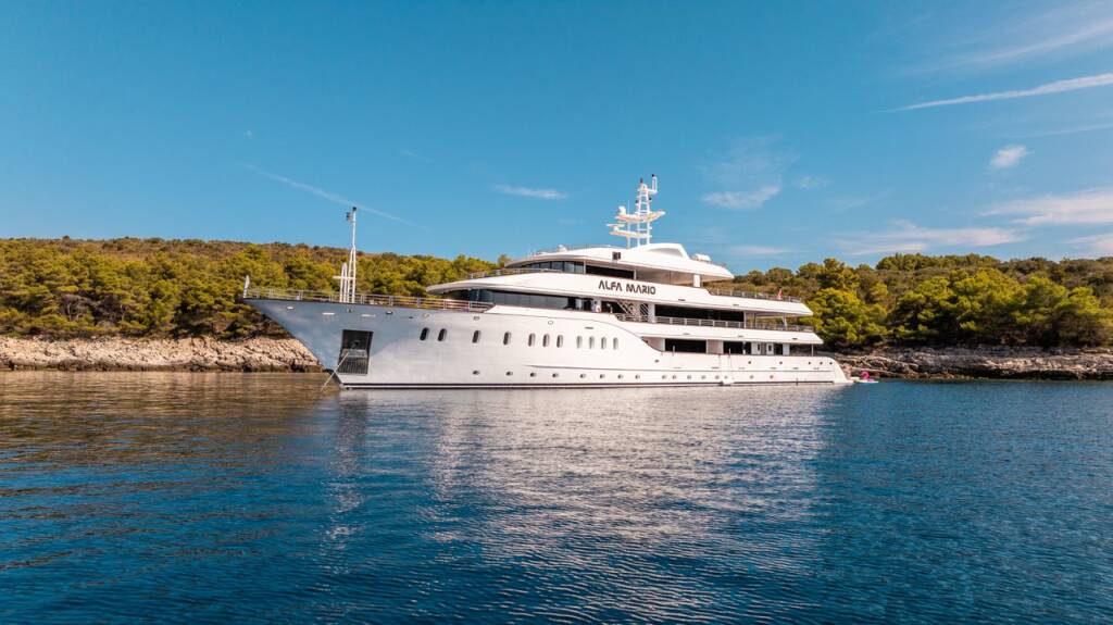 Luxus-Motoryacht Alfa Mario Alfa Mario