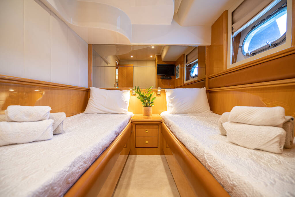 Motoryacht Altamar 64 Lady L
