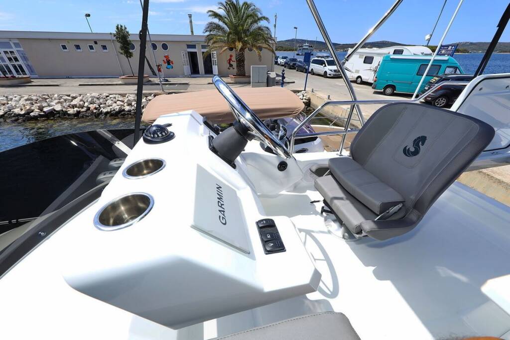 Motorboot Antares 11 Solis
