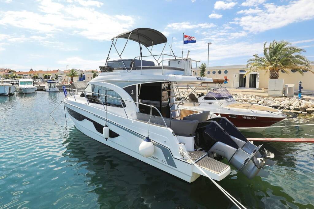 Motorboot Antares 11 Solis