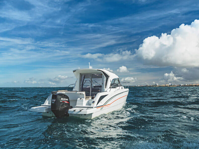 Motor boat Antares 8 OB Lovre