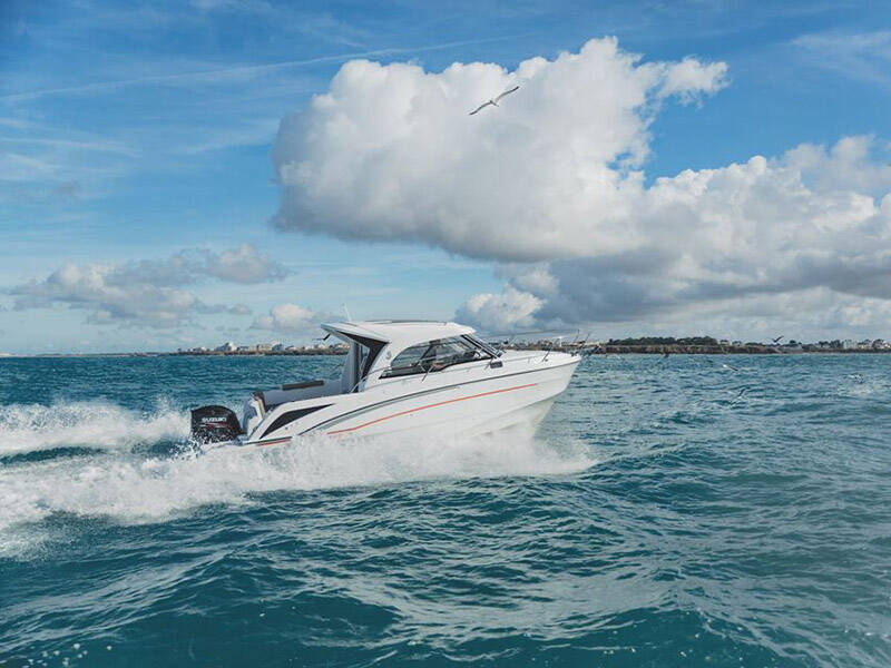 Motor boat Antares 8 OB Lovre