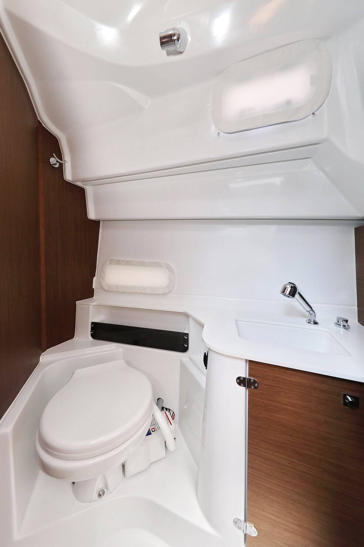 Motor boat Antares 9 OB Aurora