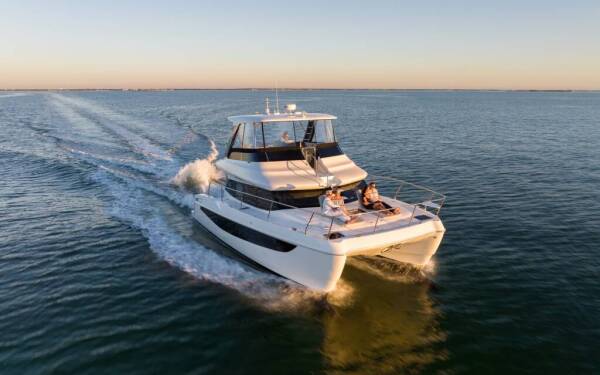 Aquila 42 Seaduction Lavrion - Olympic Marine