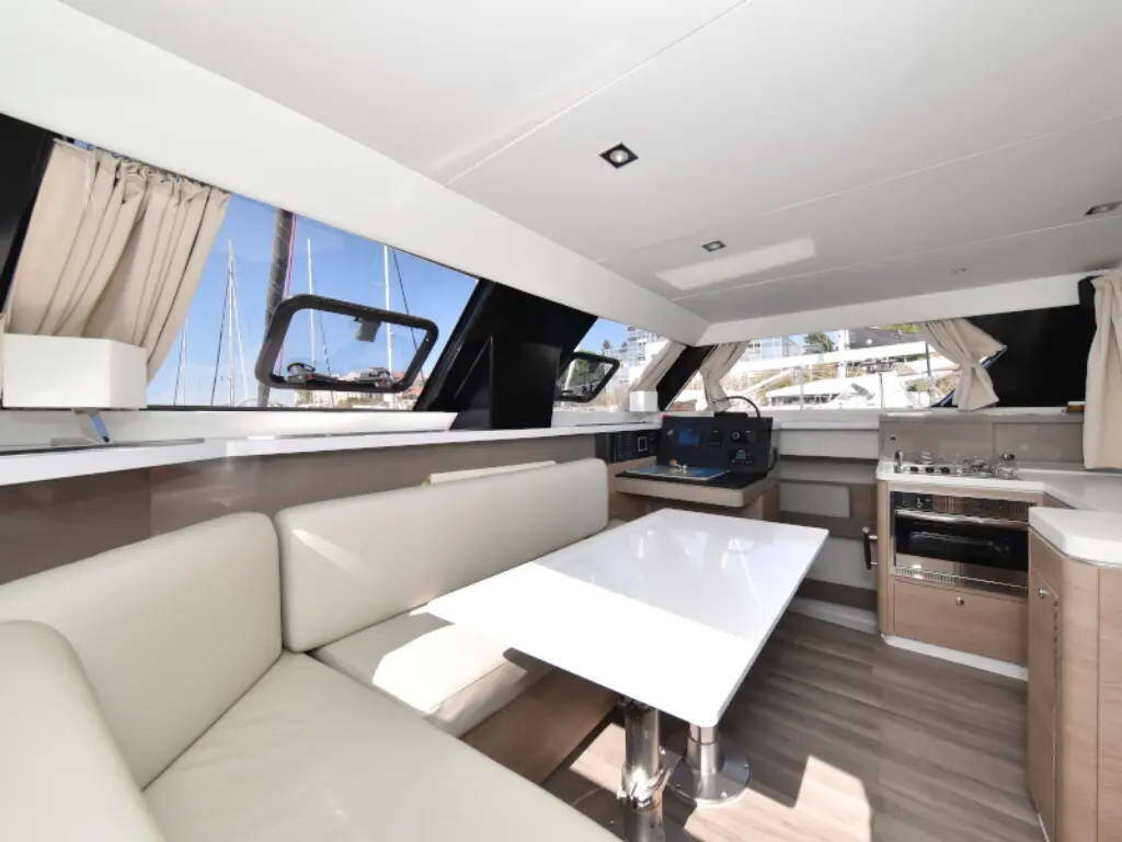 Katamaran Aventura 34 CLASS