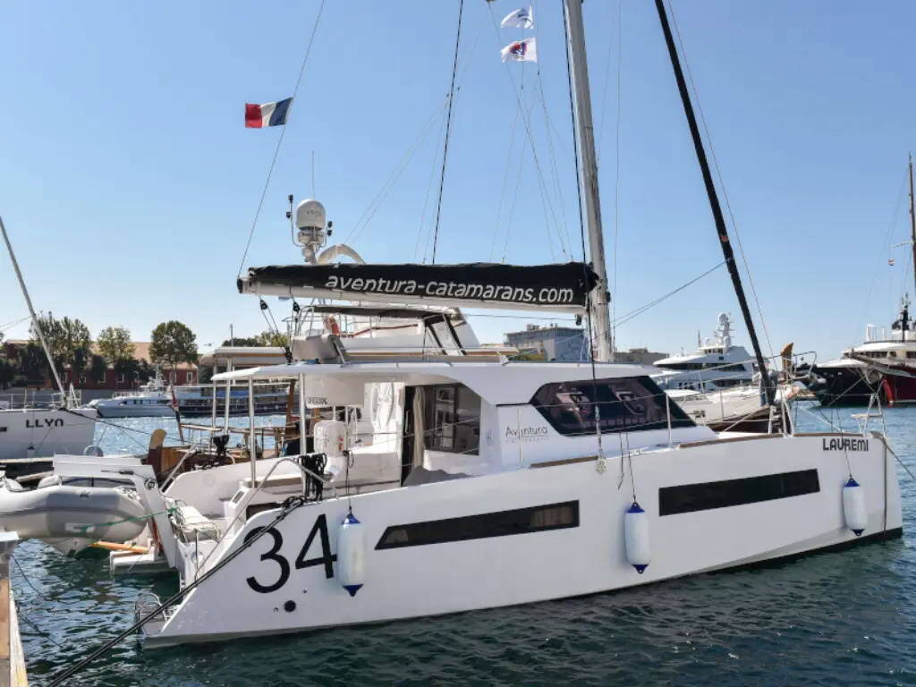 Katamaran Aventura 34 CLASS