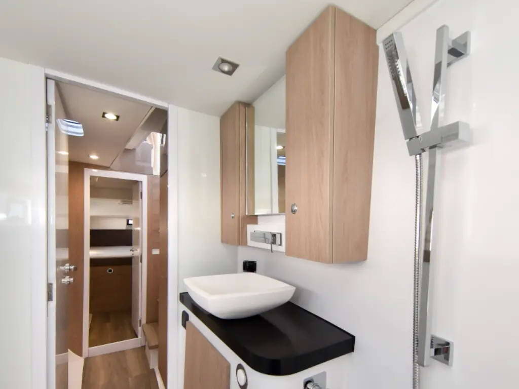 Catamaran Aventura 34 Lauremie