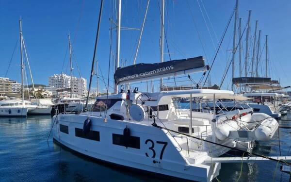 Aventura 37 Hakuna Ibiza, Club Nàutic Sant Antoni de Portmany