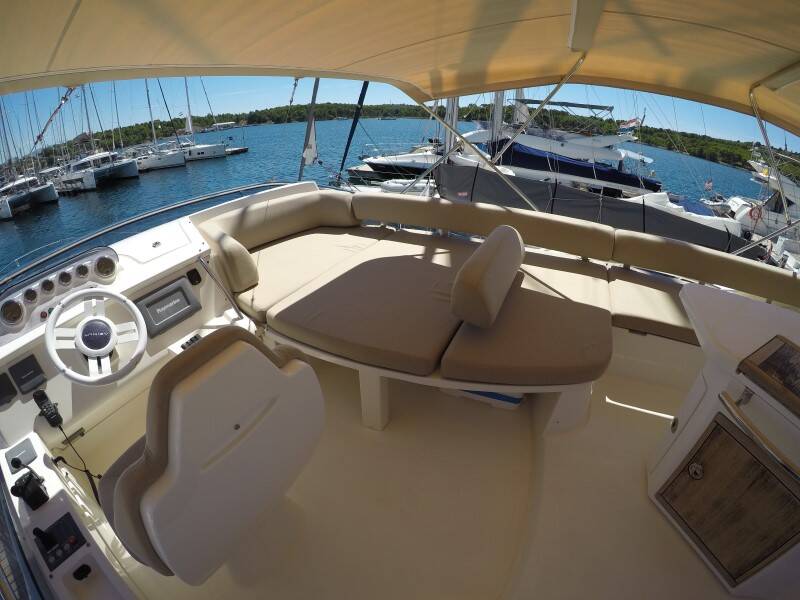 Motoryacht Azimut 47 Luma