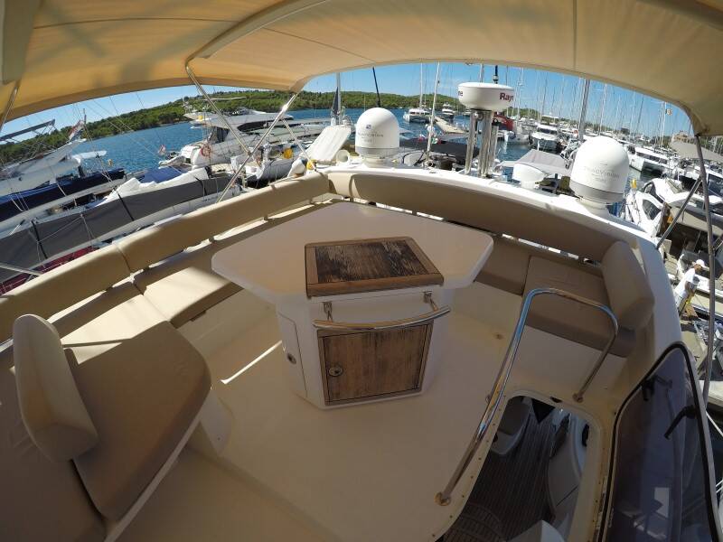 Motoryacht Azimut 47 Luma