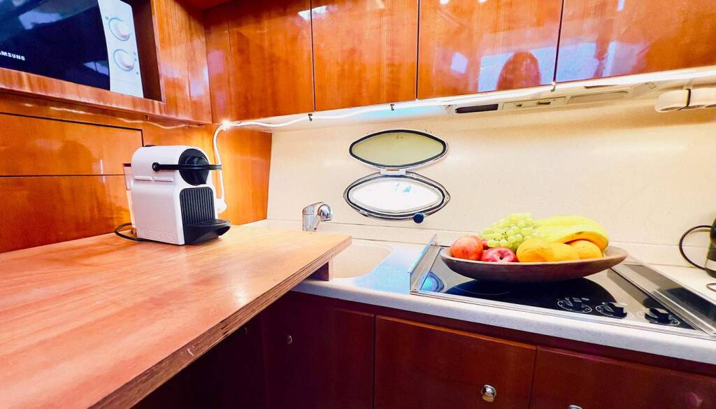 Motor yacht Azimut 58 Limaya