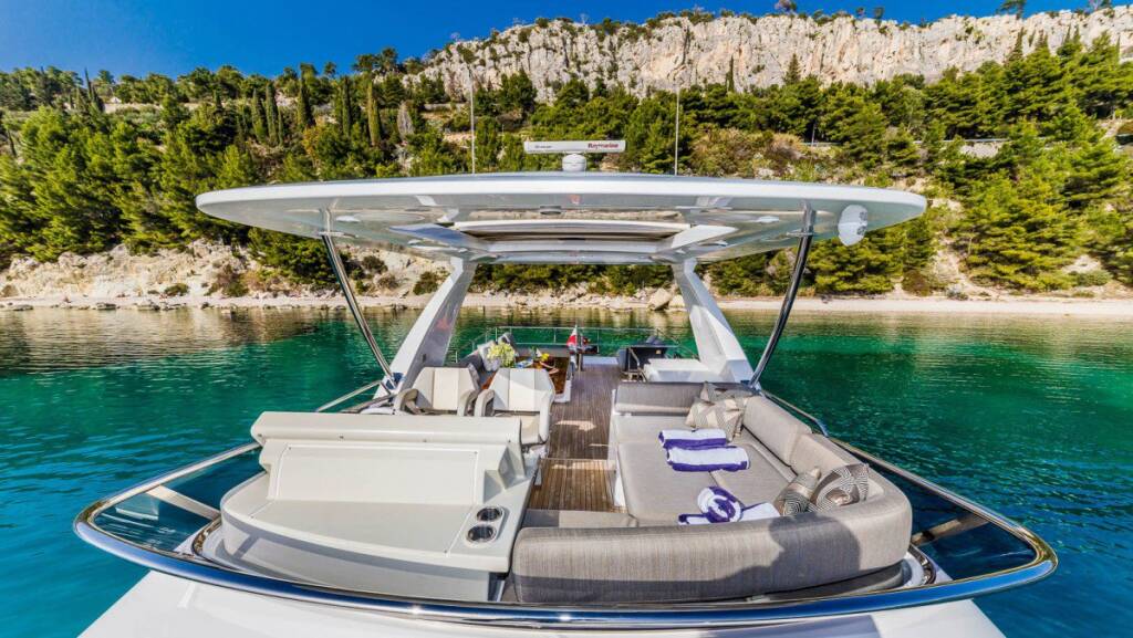 Luxus-Motoryacht Azimut 66 MY My Karat II