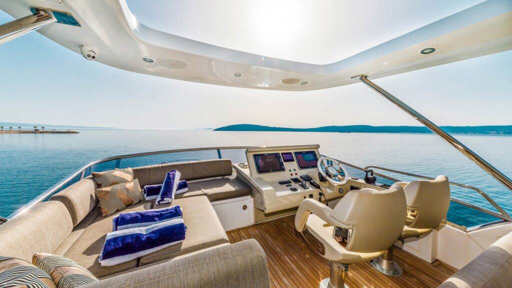 Luxus-Motoryacht Azimut 66 MY My Karat II