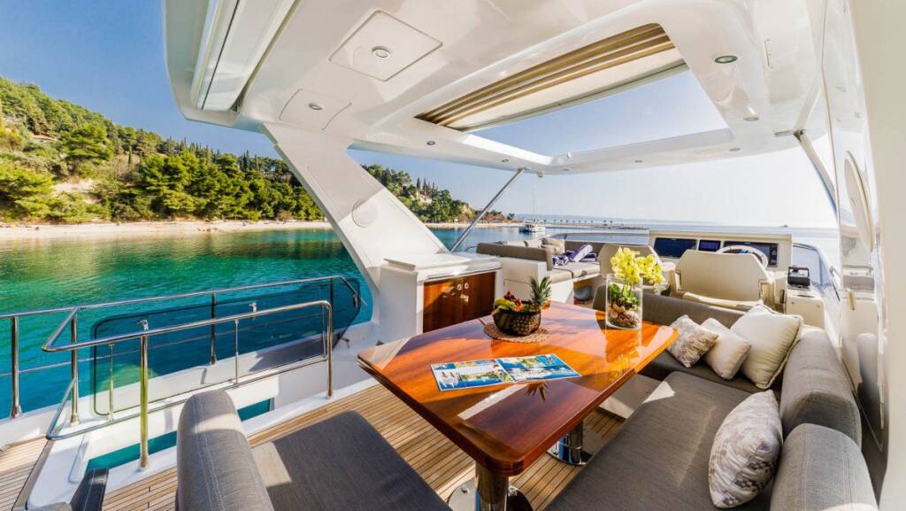 Luxus-Motoryacht Azimut 66 MY My Karat II