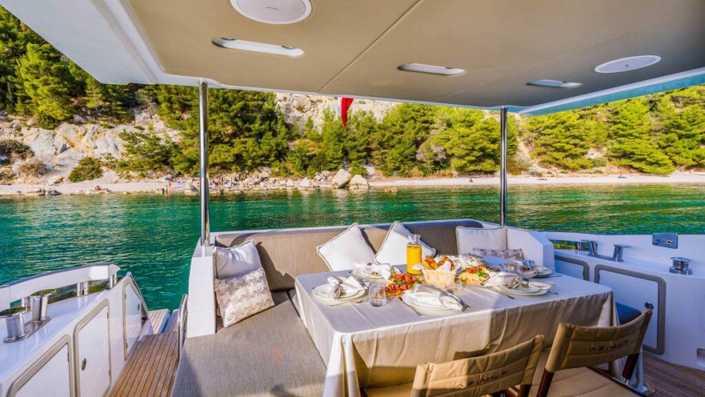 Luxus-Motoryacht Azimut 66 MY My Karat II