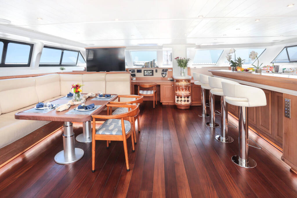 Catamaran Balance 760 Sameli