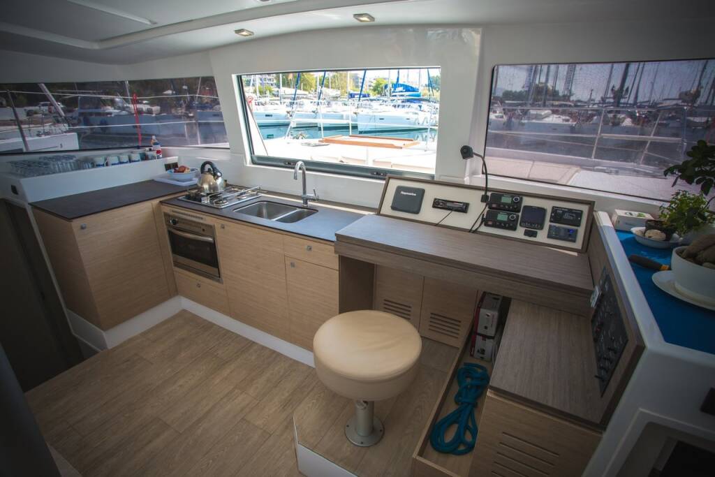 Catamaran Bali 4.0 Blue Dream II