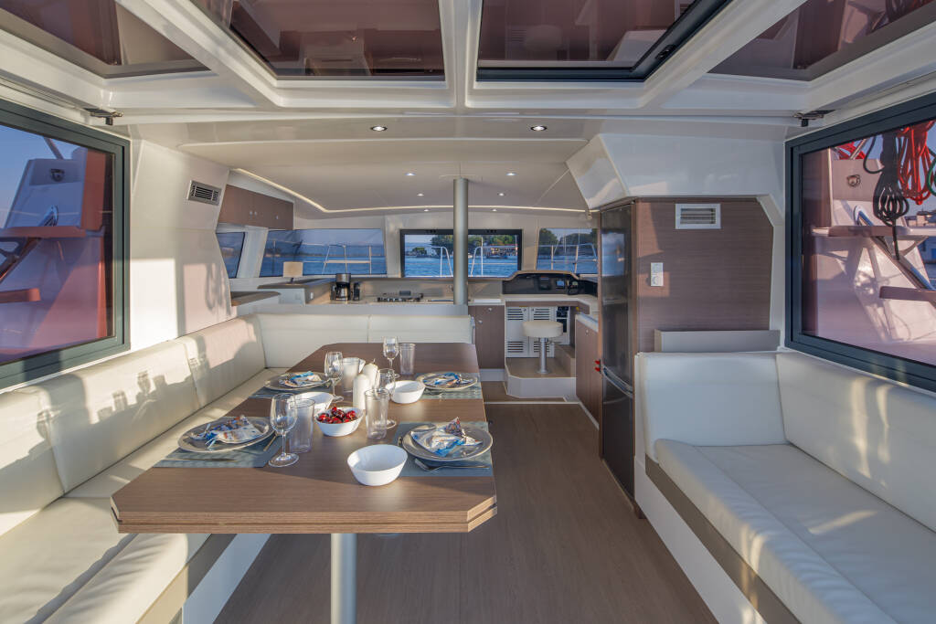 Catamaran Bali 4.1 Paspartu