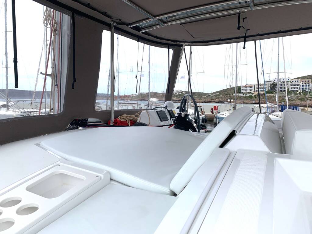 Catamaran Bali 4.1 Micha