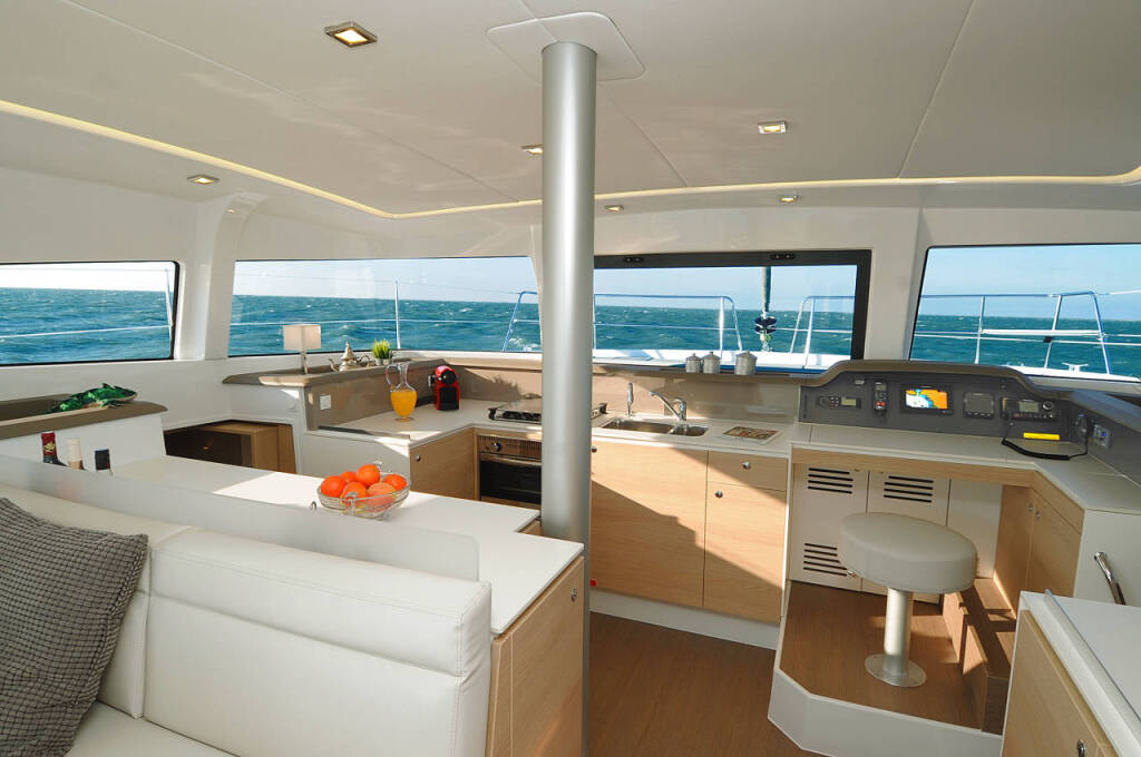 Catamaran Bali 4.1 Hephaestus