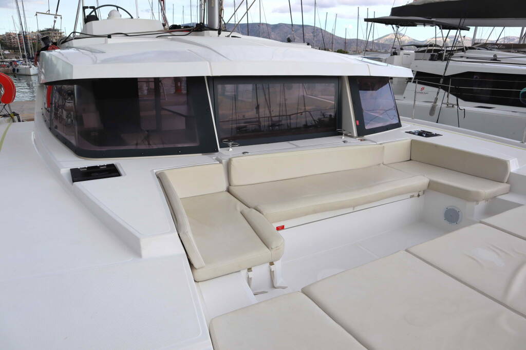 Katamaran Bali 4.1 CLASS