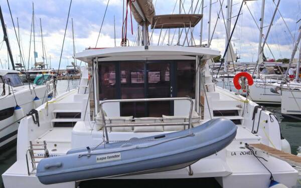 Bali 4.1 CLASS Athens, Alimos marina