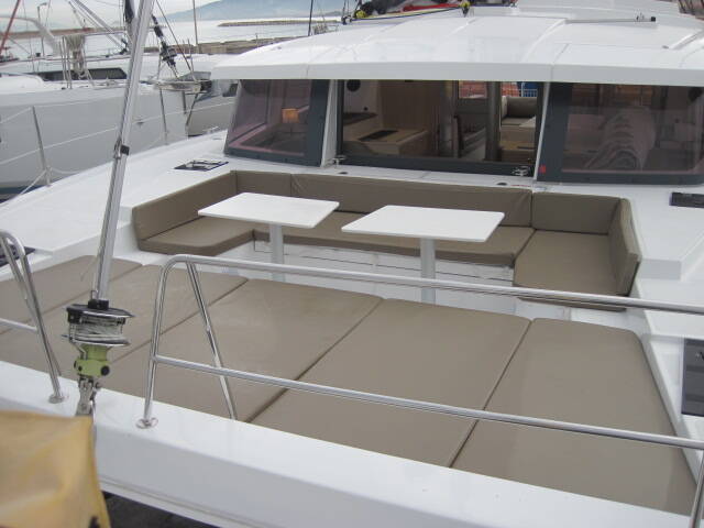 Katamaran Bali 4.1 ECONOMY