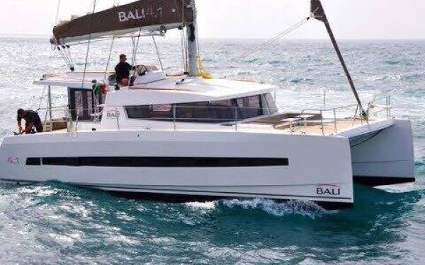Bali 4.1 Efi Lefkas, D-Marin