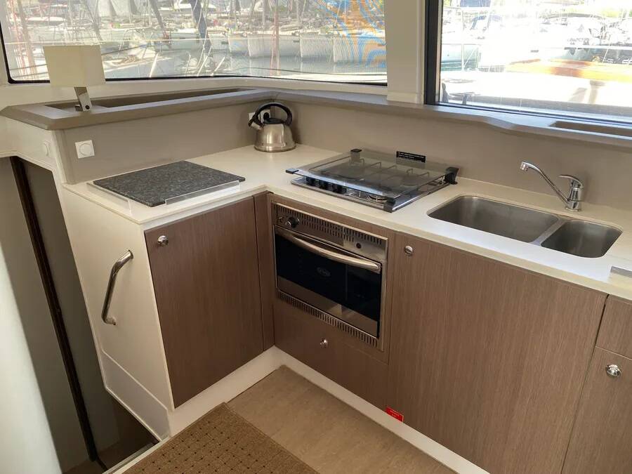 Katamaran Bali 4.1 Nereida