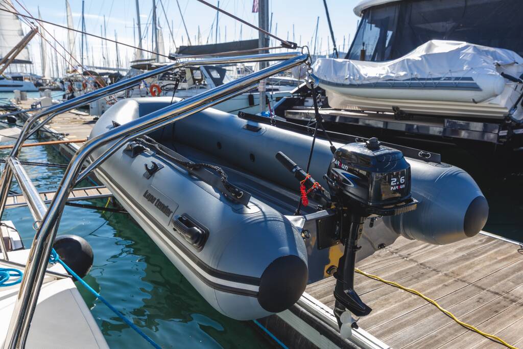 Katamaran Bali 4.1 Lady Dasi