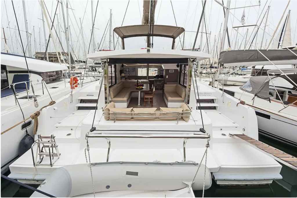 Catamaran Bali 4.1 Golden Waters