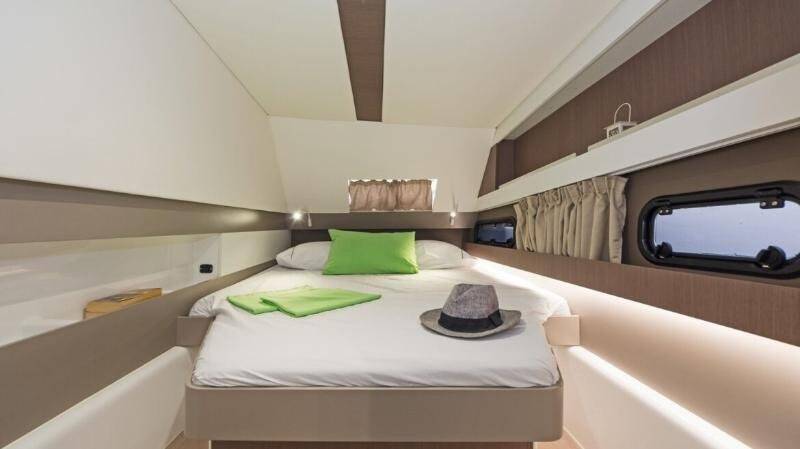 Katamaran Bali 4.1 Golden Waters