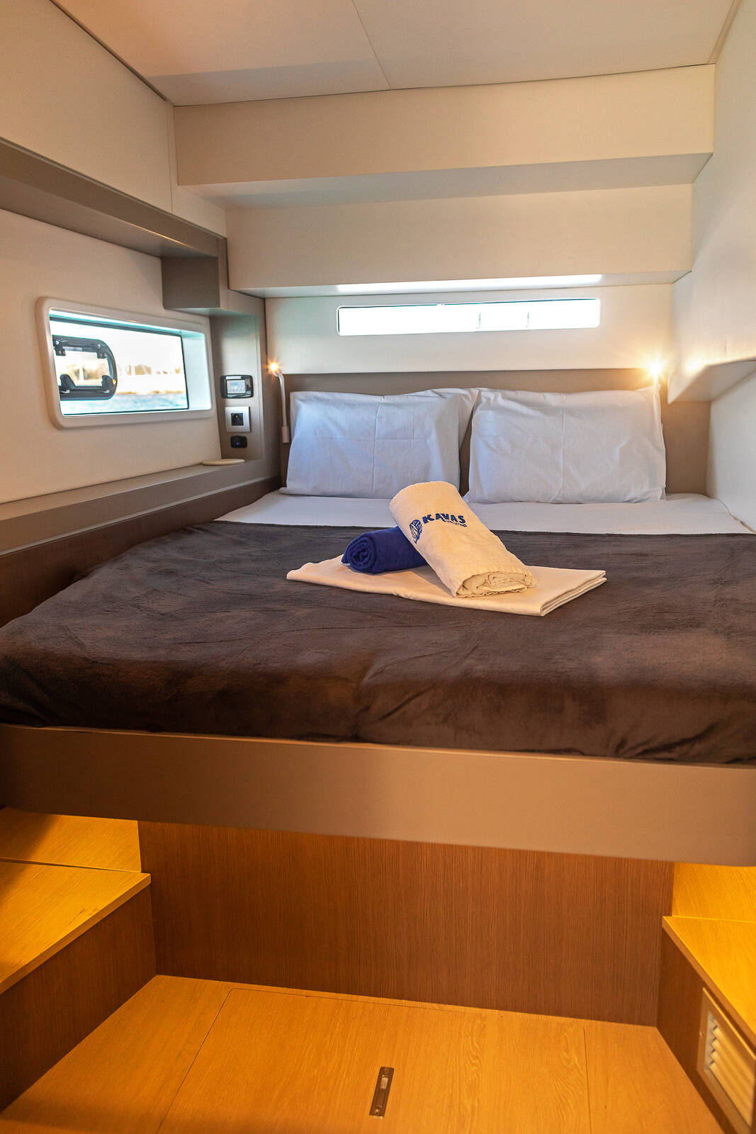 Catamaran Bali 4.2 Kos 42.4