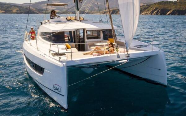 Bali 4.2 Blue Navy Lefkas main port