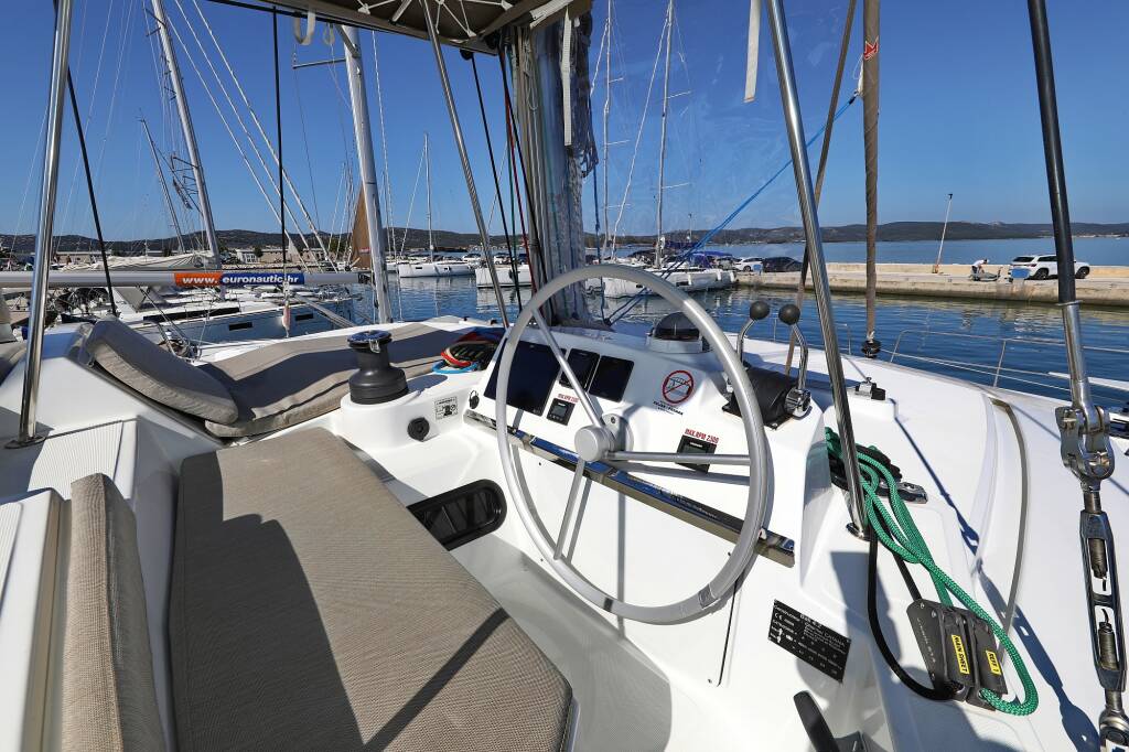 Katamaran Bali 4.2 Altair