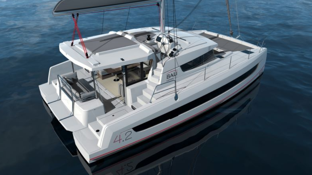 Katamaran Bali 4.2 PRESTIGE