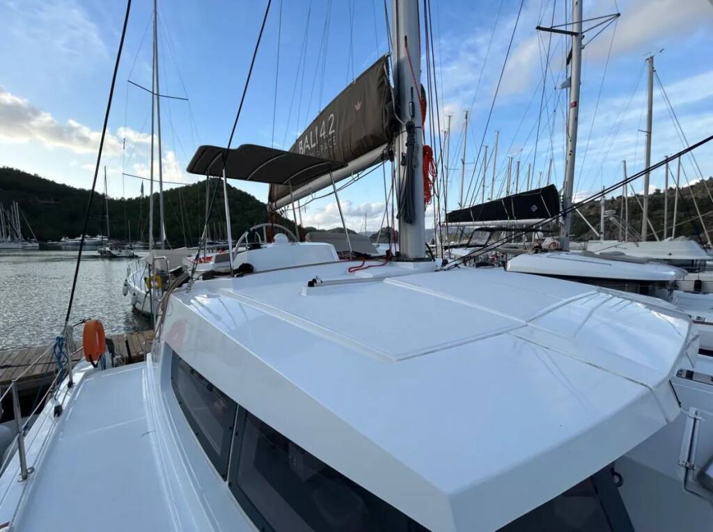 Catamaran Bali 4.2 Sail Spazio