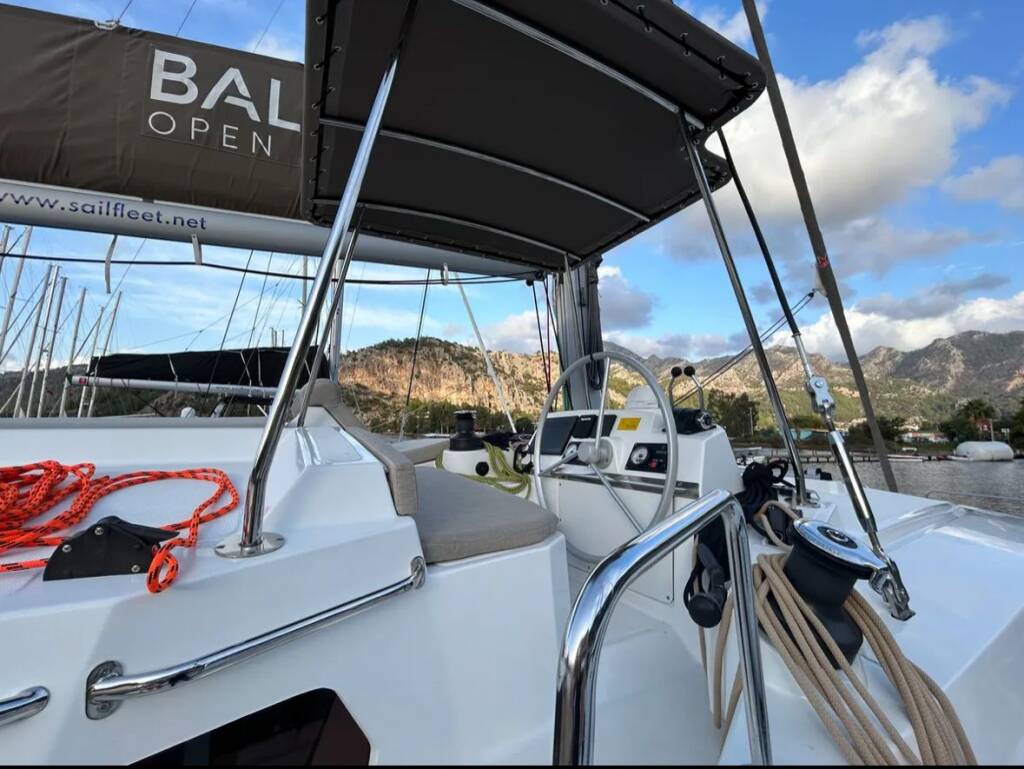 Catamaran Bali 4.2 Sail Spazio