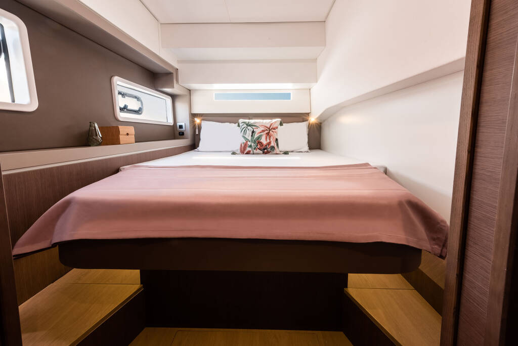 Catamaran Bali 4.2 First Spark