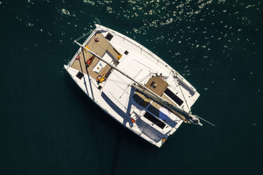 Catamaran Bali 4.2 First Spark
