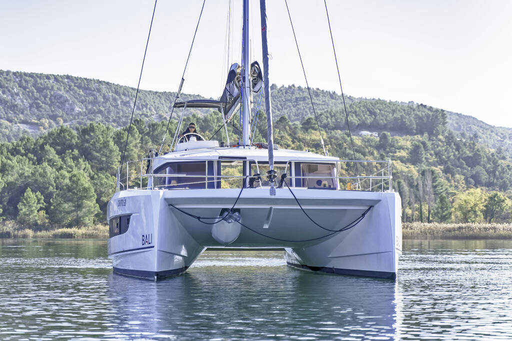 Catamaran Bali 4.2 First Spark