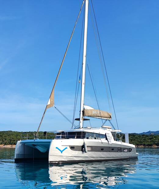Catamaran Bali 4.2 Ziphius