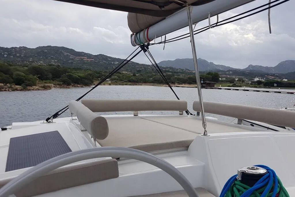 Catamaran Bali 4.2 Ziphius