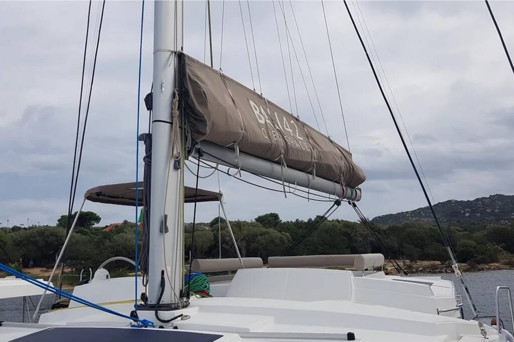 Catamaran Bali 4.2 Ziphius