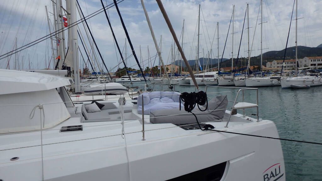 Catamaran Bali 4.2 Blue Navy