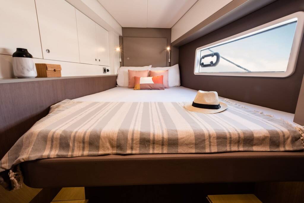 Catamaran Bali 4.2 Nedo