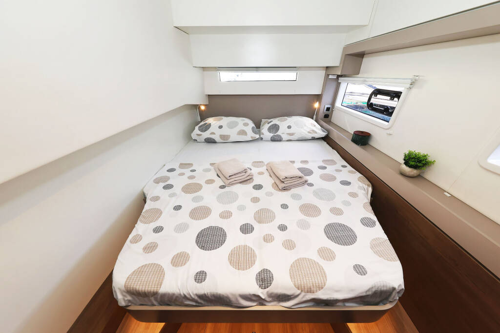 Katamaran Bali 4.2 Agma