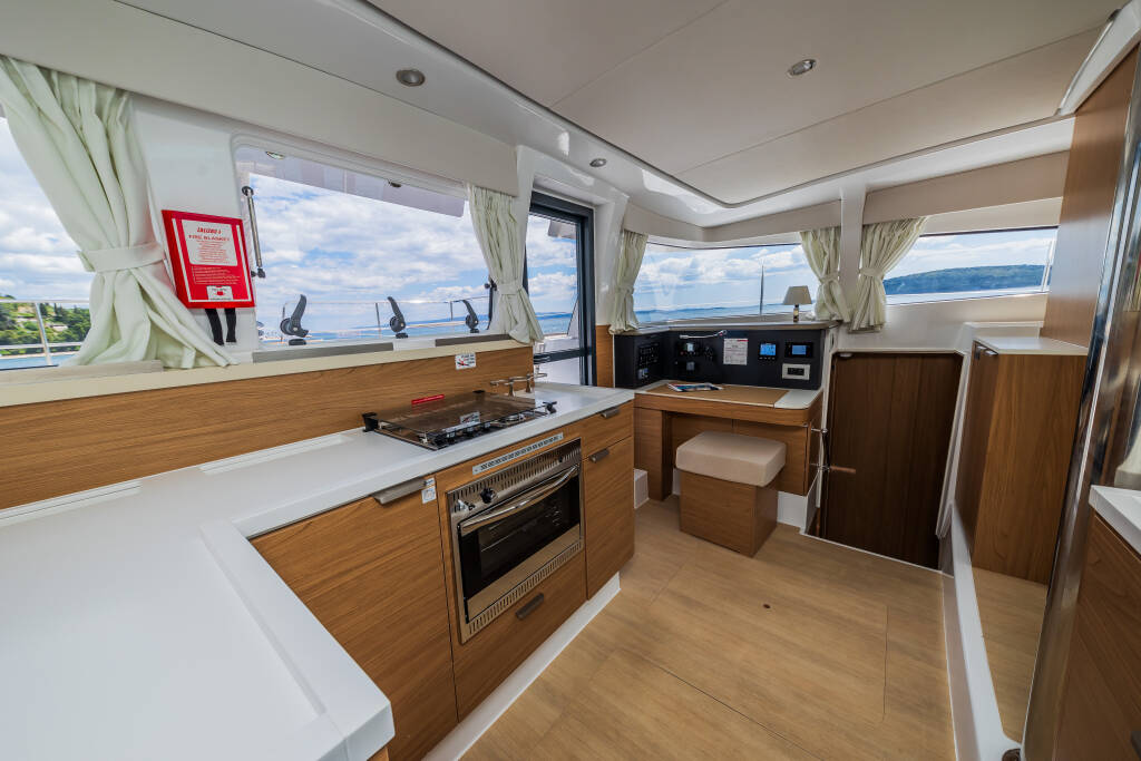 Catamaran Bali 4.2 Au Soleil